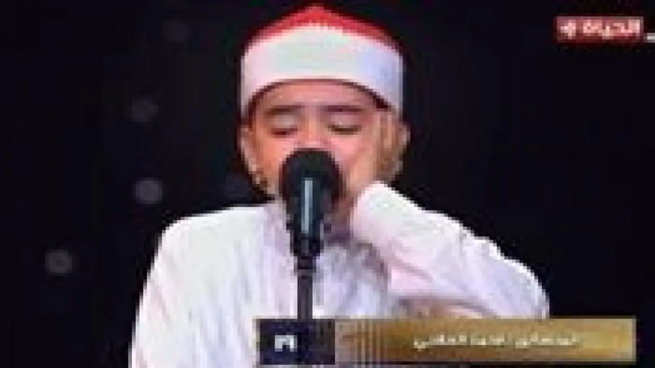 تعليق مثير.. محمد صلاح يتفاعل مع طلب غريب من أحد مشجعيه صدم الجميع